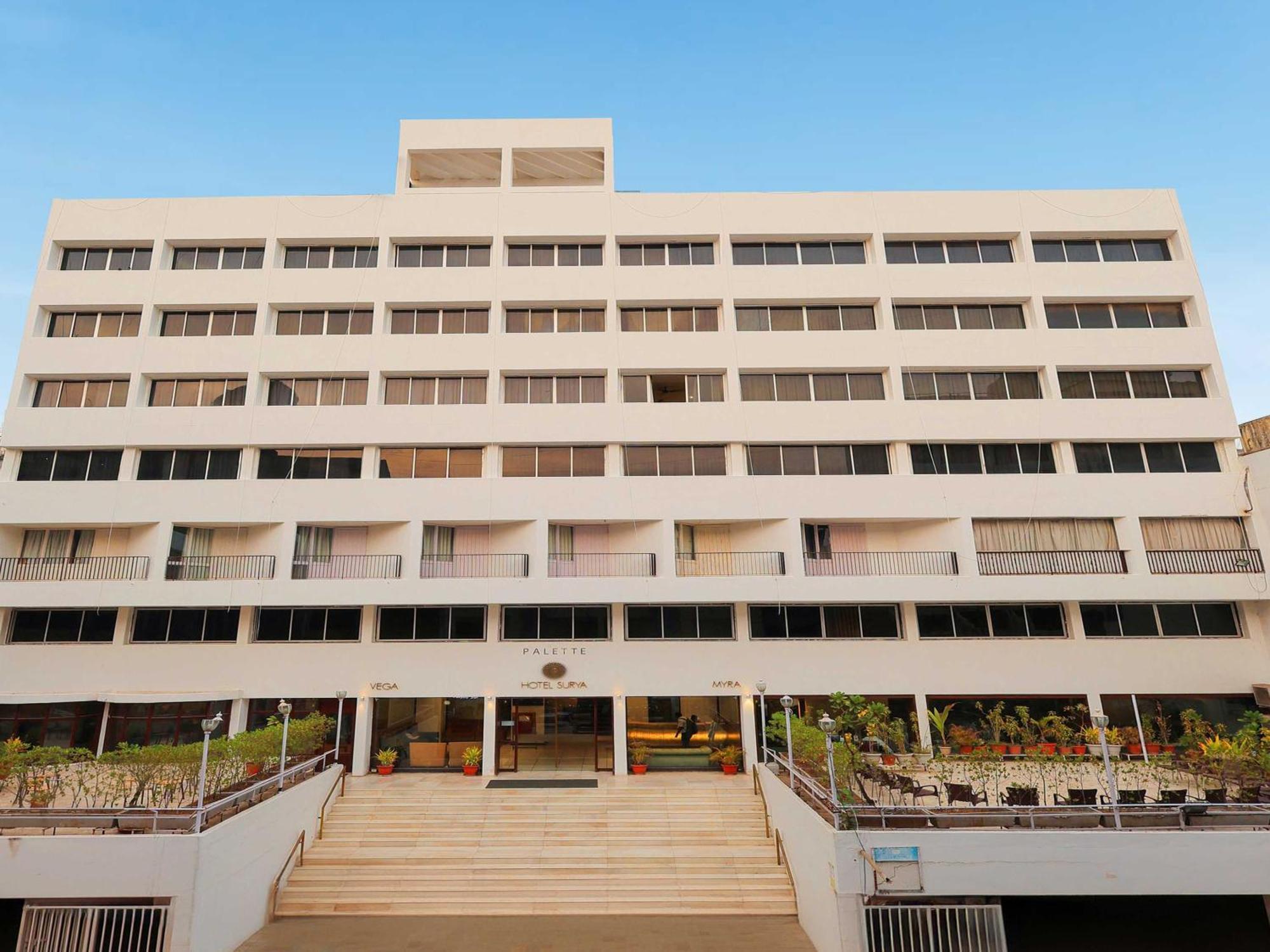 Hotel Surya Vadodara Exterior foto